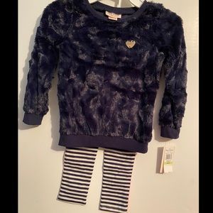 Juicy couture size 4 set. NWT